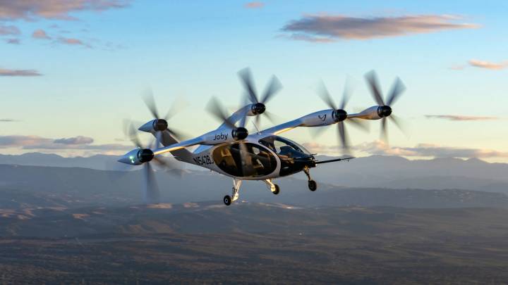 Flying cars are always this close to our Futurama future. Is it time to believe it?