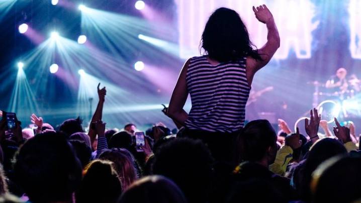 Mennonite College Student Faints with Excitement at Hauerwas Lecture