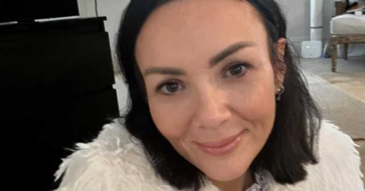 Love Actually star Martine McCutcheon’s go-to £11 shampoo soothes itchy scalps in one use