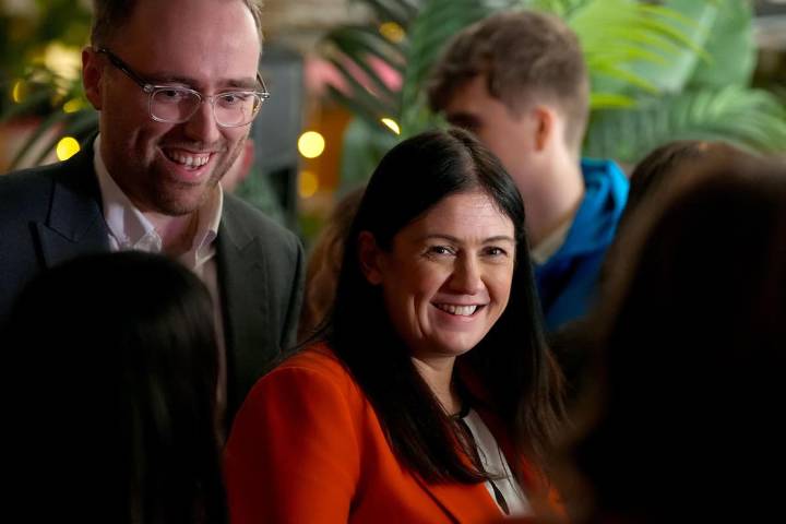 UK will ‘keep close eye’ on Australia’s under-16s social media ban – Lisa Nandy