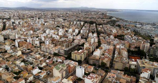 Baleares lidera la participación de extranjeros en la compraventa de viviendas, según el Consejo General del Notariado