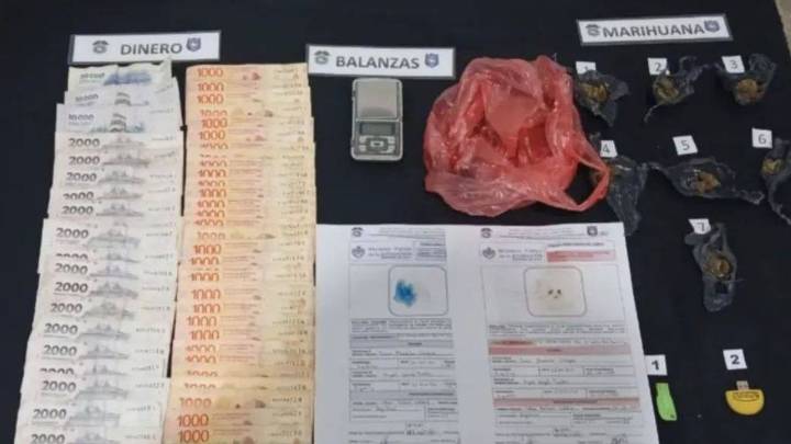 Desbaratan un punto de venta de drogas en Monterrico: hay un detenido