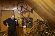 Lance Armstrong narrates documentary on Chicago