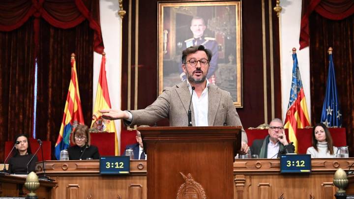 Debate de Política General en Elche: De los papeles cambiados a los golpes de efecto
