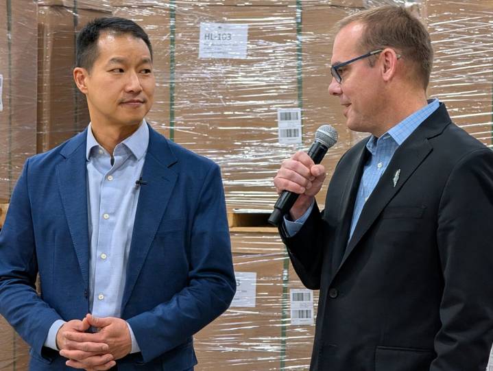 Food packaging company gives $360,000 worth of PPE to Aurora