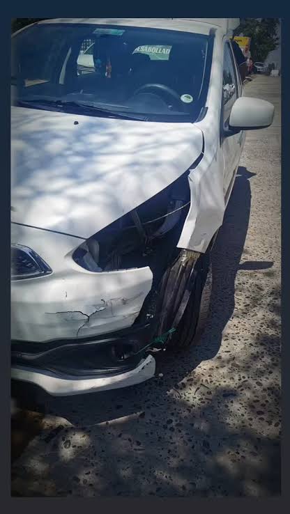 Se sale de camino auto