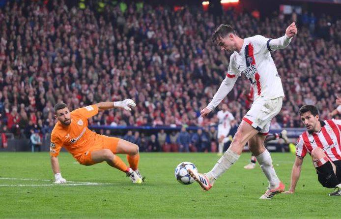 Unai Simón y San Mamés firman tablas con PSG