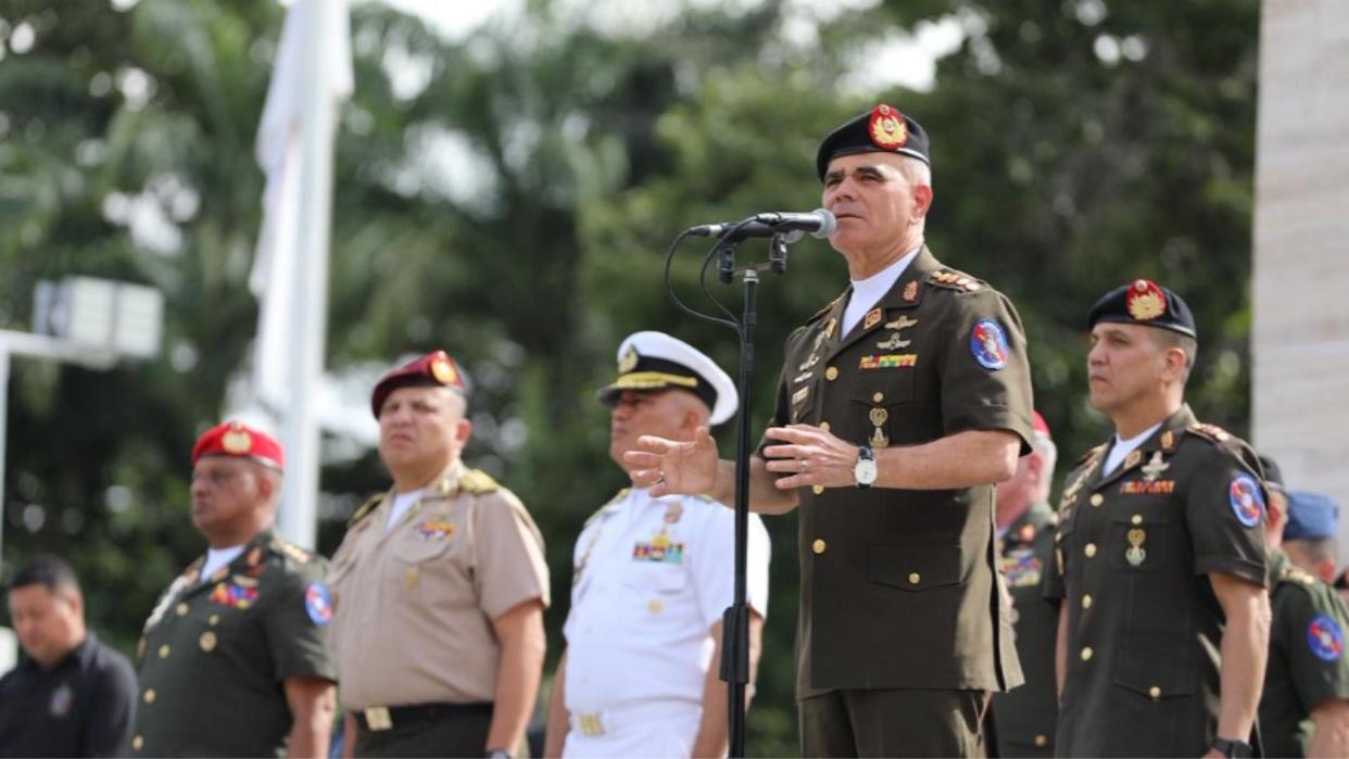 Padrino López: El imperialismo quiere dominar a Venezuela pero nosotros vamos a defender nuestra soberanía