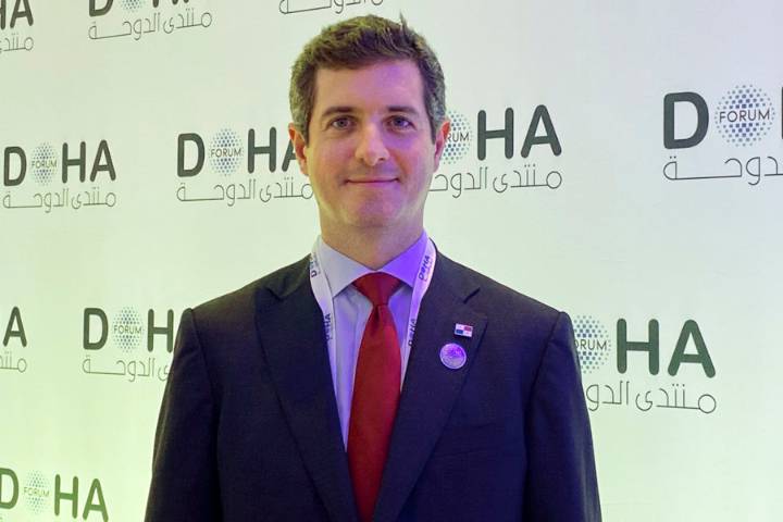 Panamá ofrece mediar entre EE.UU y Venezuela y "acoger" temporalmente "a ciertas personas"