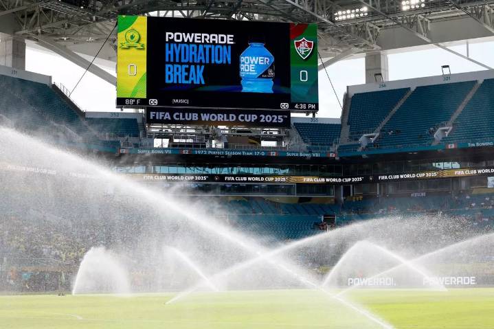 FIFA implementará pausas de hidratación obligatorias en el Mundial 2026