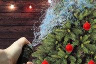People Are Washing Their Christmas Trees; Is This Really a Thing?