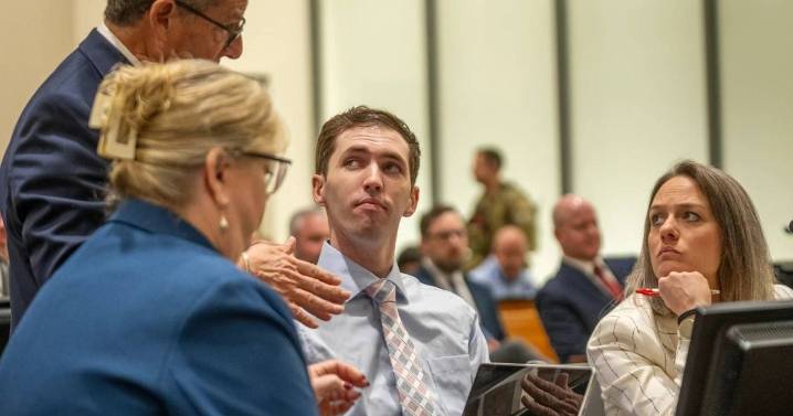 Alleged Charlie Kirk shooter Tyler Robinson appears in court as prosecutors seek death penalty