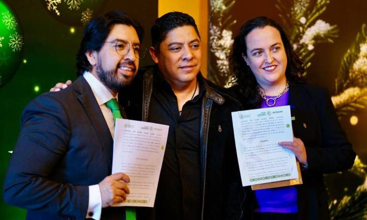 Ricardo Gallardo agradeció a sector notarial apoyo a familias potosinas