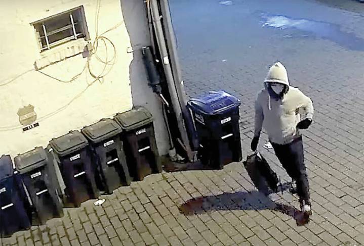 Virginia man charged with planting pipe bombs on eve of January 6, 2021 Capitol riot