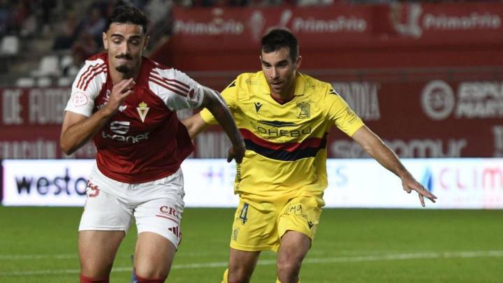 El Real Murcia traspasa a Cadorini y libera una ficha sénior