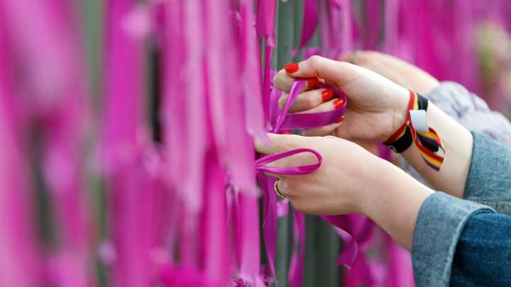 Los padres de la víctima de una violación grupal en Málaga: "Ha caído en una trampa montada por tres individuos"