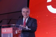 Se despide Cervantes del CCE: llama a cuidar la inversión