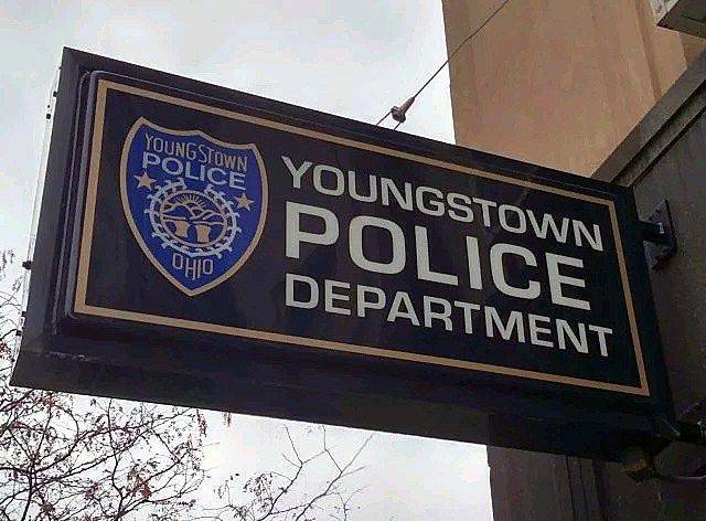 Youngstown police officer placed on leave after FBI searches home