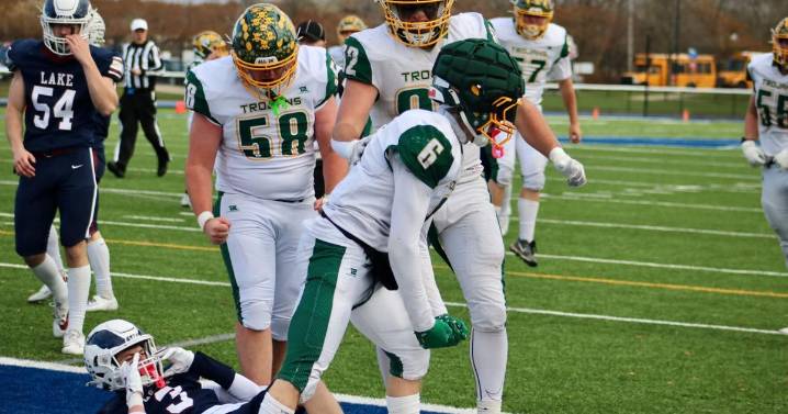 SEC. V FOOTBALL: A/P's Ryder Reichert, Tim Sawyer collect Class C honors