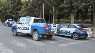 Desde una camioneta le dispararon a un joven y lo hirieron por la espalda