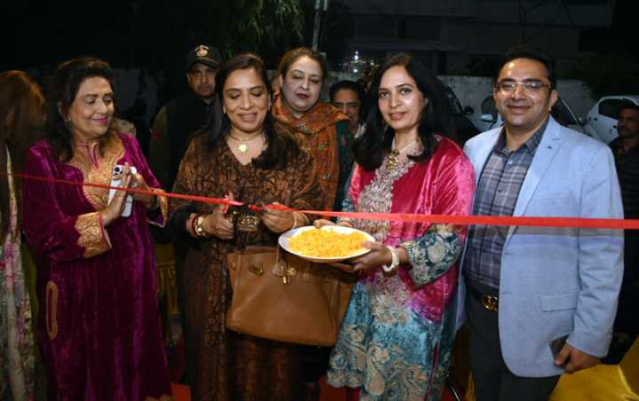Ritu Singh inaugurates Pooja Puri’s boutique ‘Rouche’