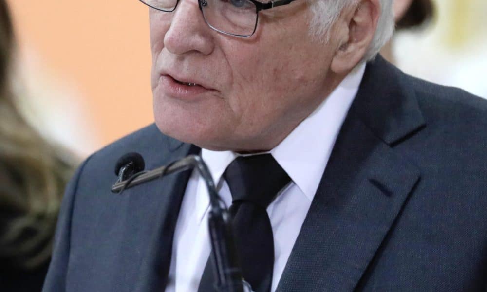 La división aflora en el uribismo a seis meses de elecciones presidenciales colombianas