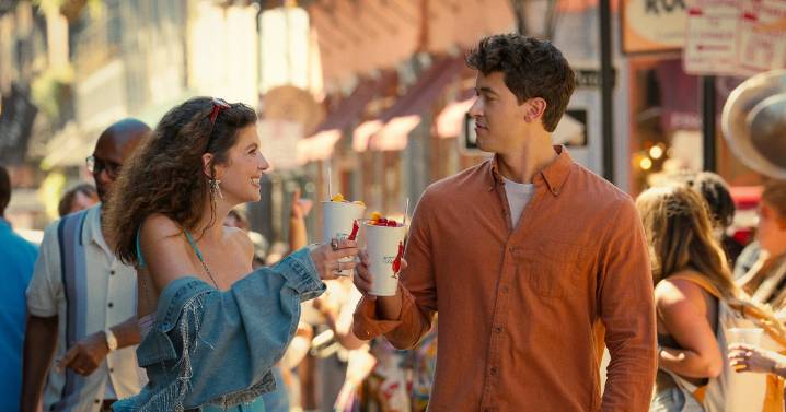 EXCLUSIVE: See the 'People We Meet on Vacation' 1st Trailer