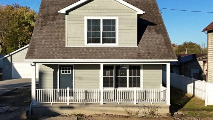 Mahoning County, Sebring officials celebrate a new house