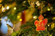 Woman Unsure She Should Tell Kids She Split from Their Dad at Christmas