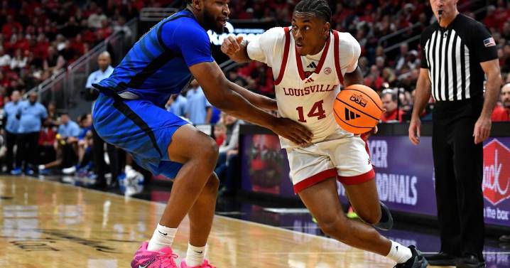 No. 11 Louisville makes 18 3-pointers to run away from Memphis, 99