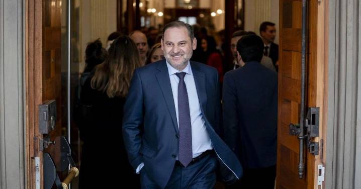 Ábalos cobró un millón de la trama de los hidrocarburos