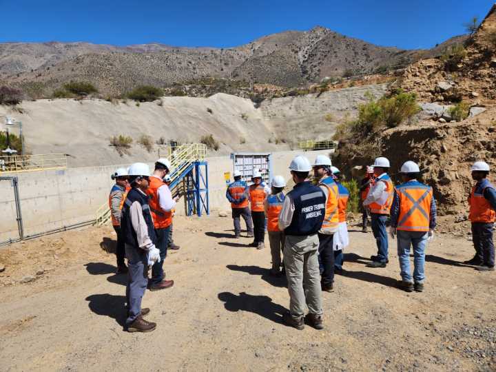 Agricultores de Cuncumén y Minera Los Pelambres logran acuerdo: 10 medidas y 48 meses para reparar daño ambiental