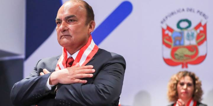 JNJ rechaza pagar el abogado de Gino Ríos para que demande al Colegio de Abogados de Lima