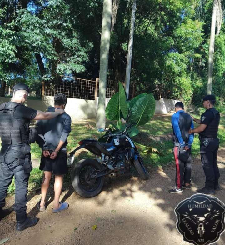 Patrullas policiales detuvieron a cinco delincuentes y recuperaron objetos robados