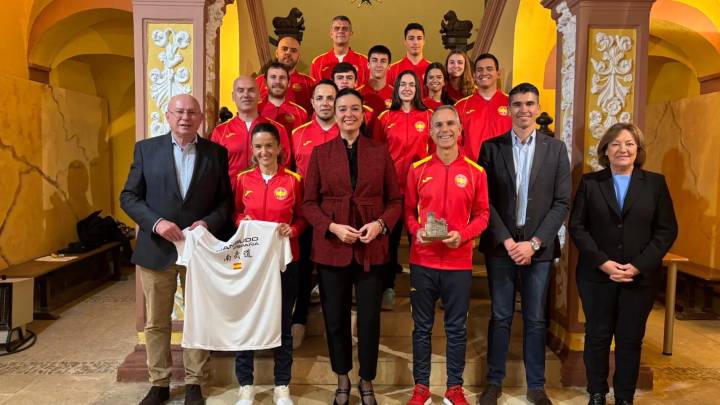 Huesca recibe al Equipo Español de Nanbudo tras su triunfo en el Europeo con 20 medallas