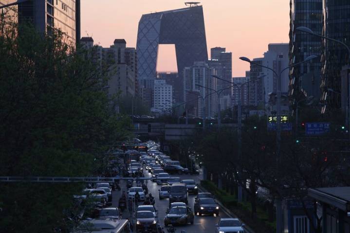 China's car sales extend decline in November