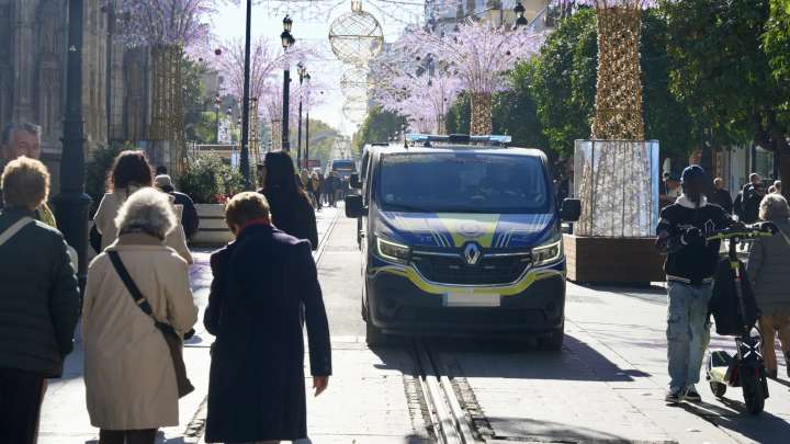 Guerra abierta entre el alcalde y la Policía Local de Sevilla: CSIF pide en los tribunales paralizar el decreto de emergencia