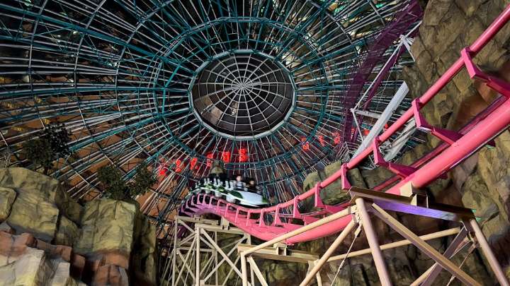 This is the quietest amusement park I’ve ever visited