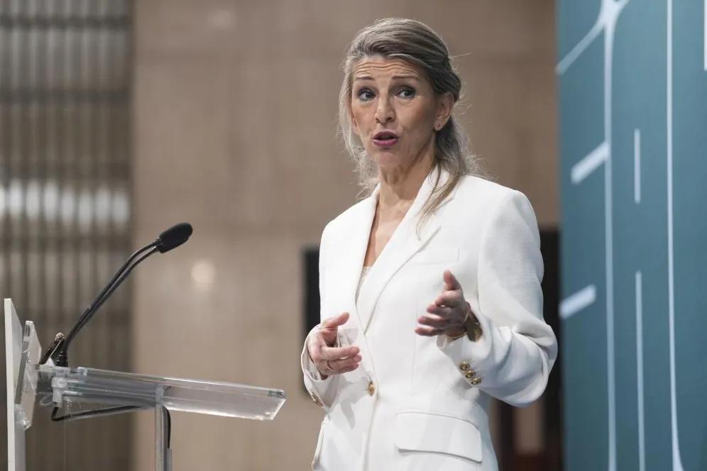 Yolanda Díaz estalla y exige a Sánchez "cambiar el Gobierno de arriba a abajo": "Se acabaron las reflexiones"