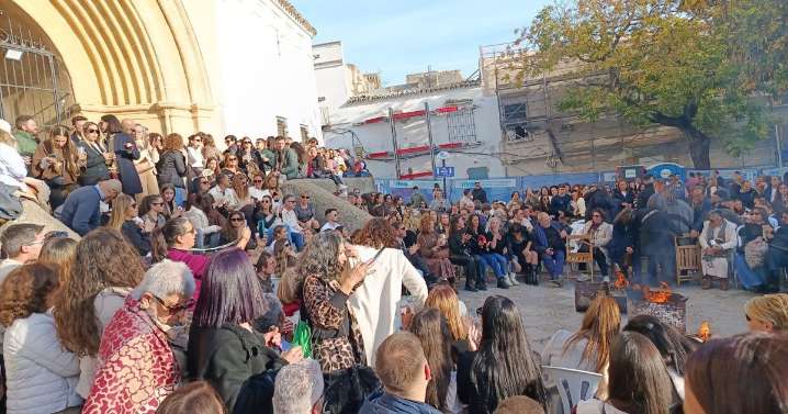 La Policía caza a los «meones» de las zambombas de Jerez: 51 sancionados con 100 euros por orinar en la calle