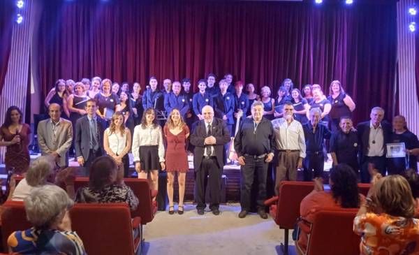 El Día del Tango se celebró en Bahía con reconocimientos y artistas de lujo