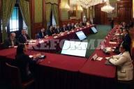 Crean Sheinbaum y empresarios consejo para la inversión