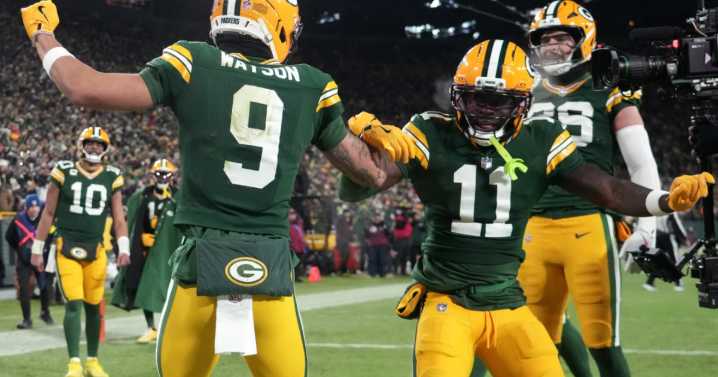 Keisean Nixon’s game-sealing INT helps Packers beat Bears 28