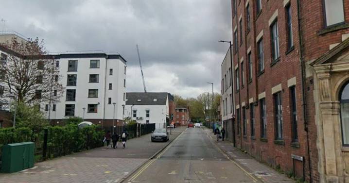 Police swoop on Bristol street after 'aggressive man enters mosque'