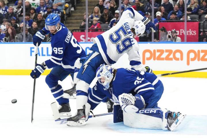 Lightning shut out for 2nd straight game, fall to Maple Leafs