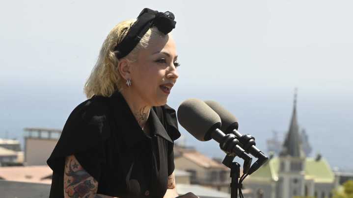 Mon Laferte respalda candidatura de Jeannette Jara a una semana del balotaje