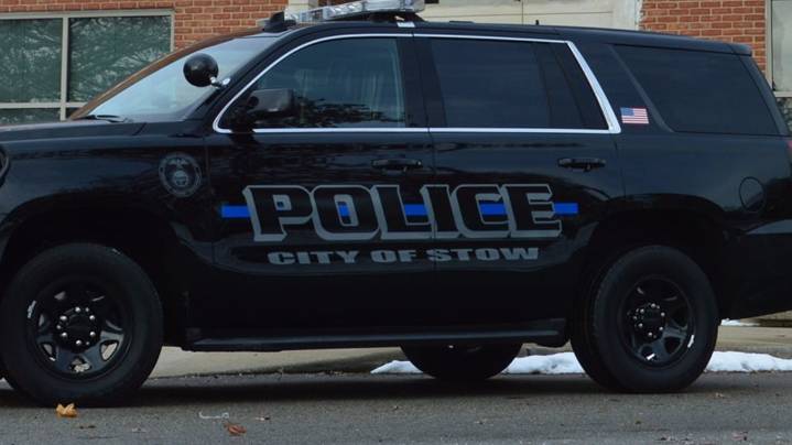 Stow police: Officer injured during chase involving suspect wanted on violent offense warrants