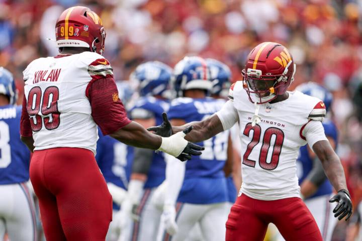 The 3-10 Commanders visit the 2-11 Giants in a game of NFC rivals on long skids