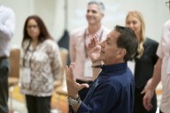 Scottsdale resident brings improv to the workplace