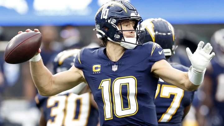 Sunday Aftermath: Justin Herbert's injury, AD Mitchell's big day and more